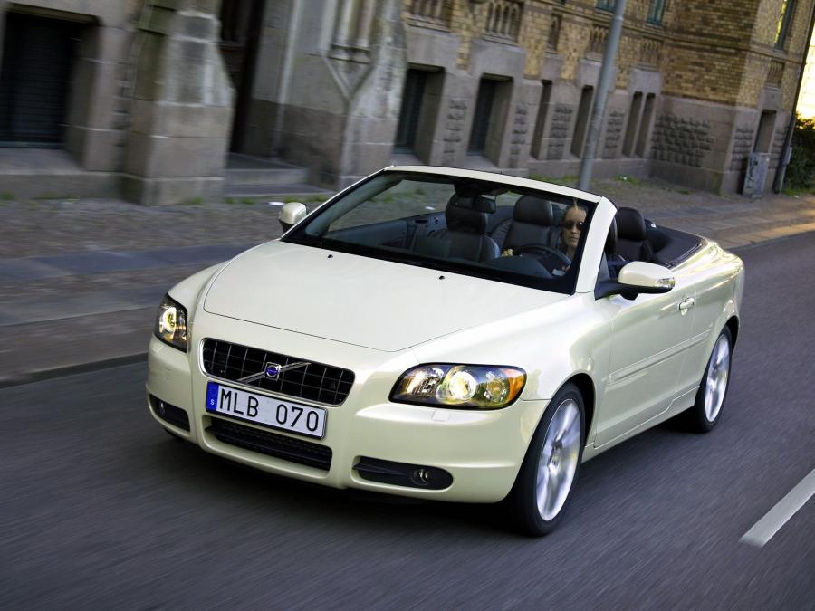  Volvo C70 T5 2005 года  (фото 7 из 93)